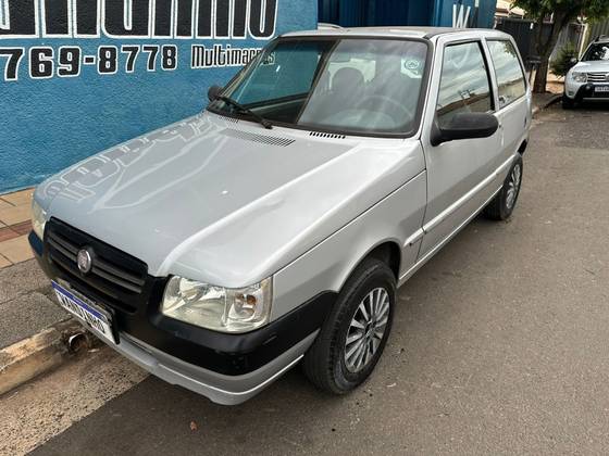FIAT UNO 1.0 MPI MILLE FIRE ECONOMY 8V FLEX 2P MANUAL FIAT UNO 1.0 MPI MILLE FIRE ECONOMY 8V FLEX 2P MANUAL